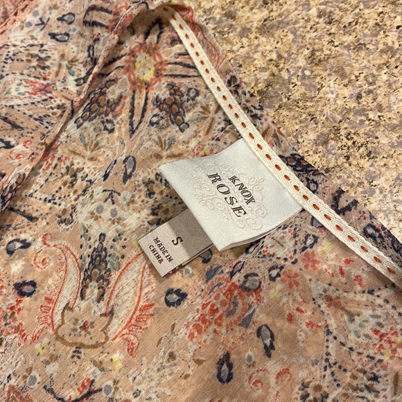 Knox Rose Pink or Peach Lightweight Top Blouse With Tassels Small - Picture 3 of 13